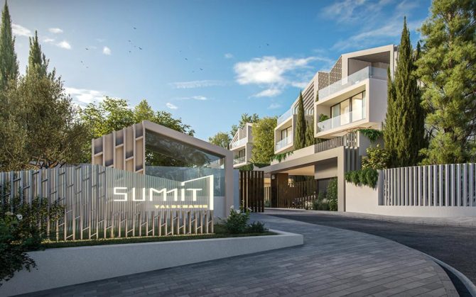 Acceso a la urbanización de chalets SUMMIT Valdemarín